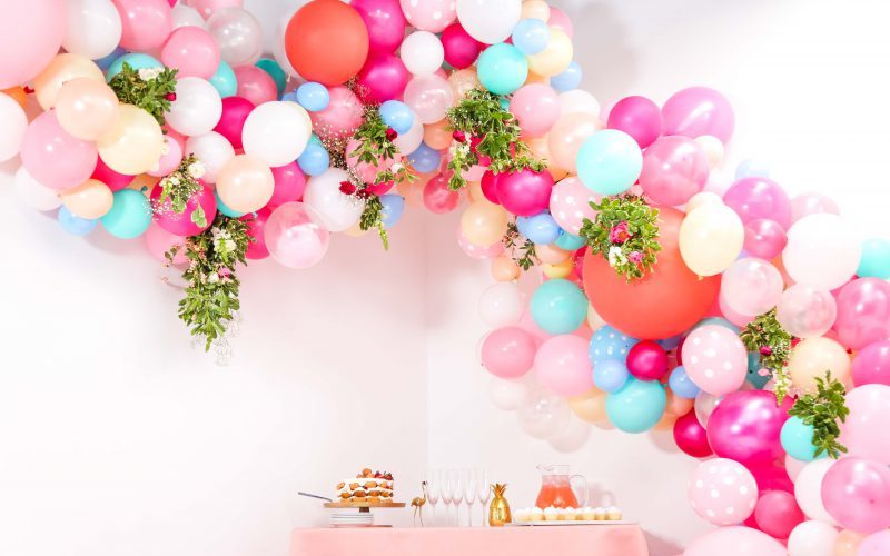 How to Create a Wedding Balloon Arch